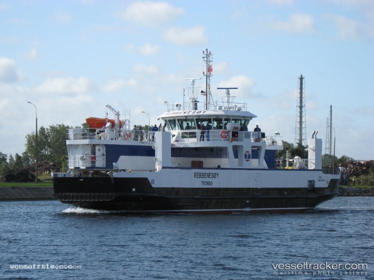 Rebbenesoey - Passenger Ro Ro Cargo Ship vessel registered in Norway