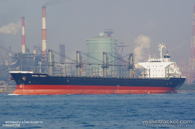 Jhoni-Xlix - Bulk Carrier vessel registered in Indonesia