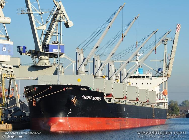 Mel-Grace - Bulk Carrier vessel registered in Liberia