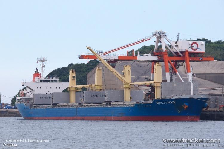 Taurus - Bulk Carrier vessel registered in Singapore
