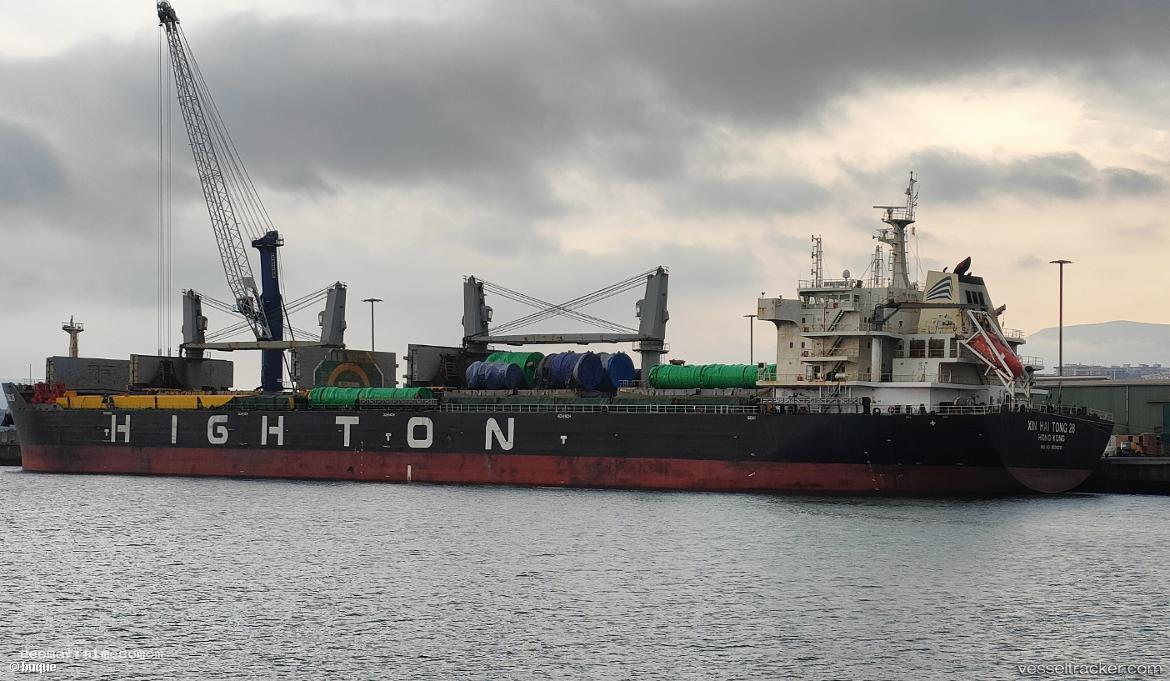 Xin-Hai-Tong-28 - Bulk Carrier vessel registered in Hong Kong
