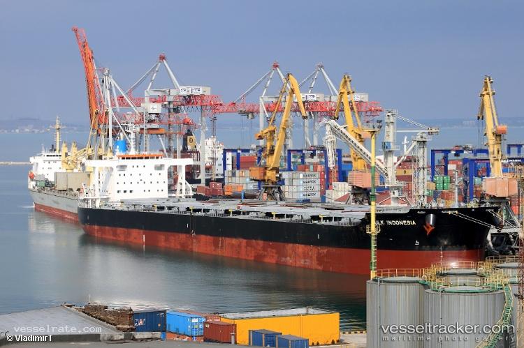 Cedrihpuuuu0gg7 - Bulk Carrier vessel registered in Liberia