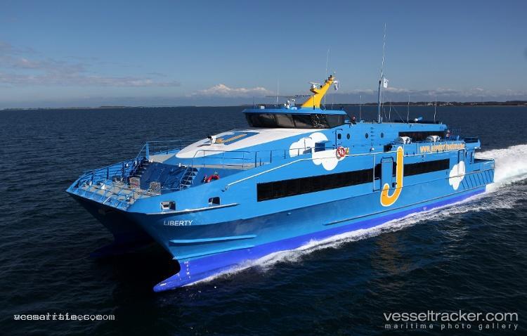 Corail-Express - Passenger Ship vessel registered in France