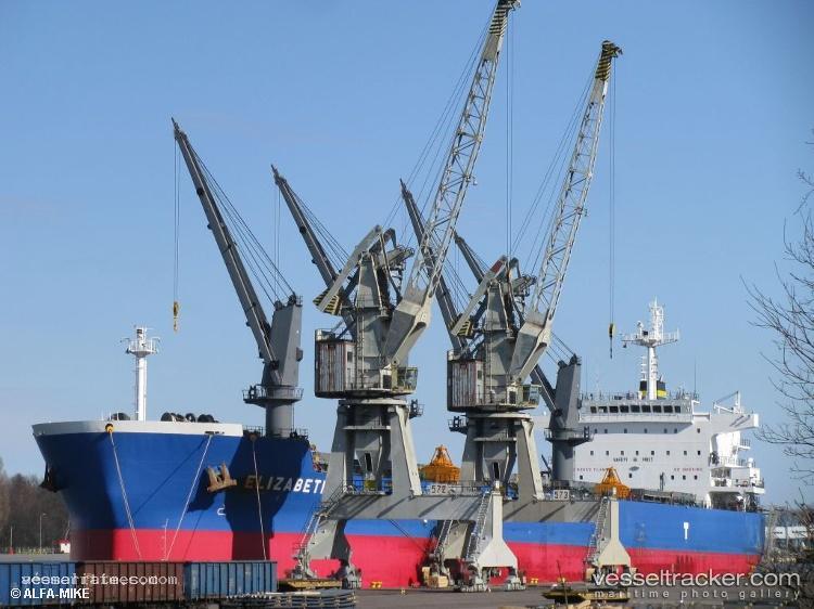 Elizabeth - Bulk Carrier vessel registered in Singapore