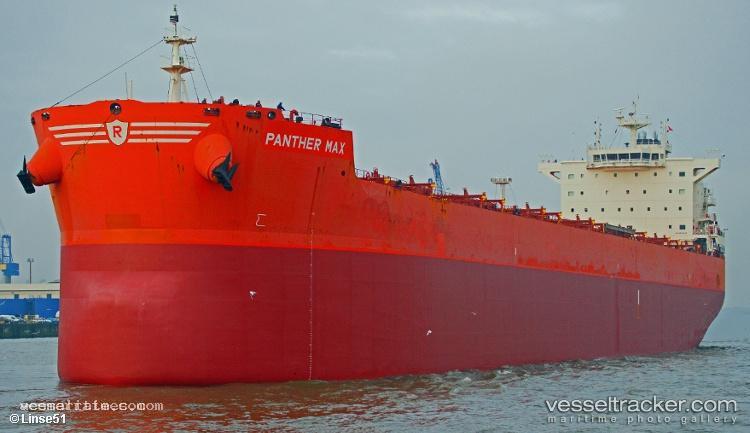Panther-Max - Bulk Carrier vessel registered in Bahamas