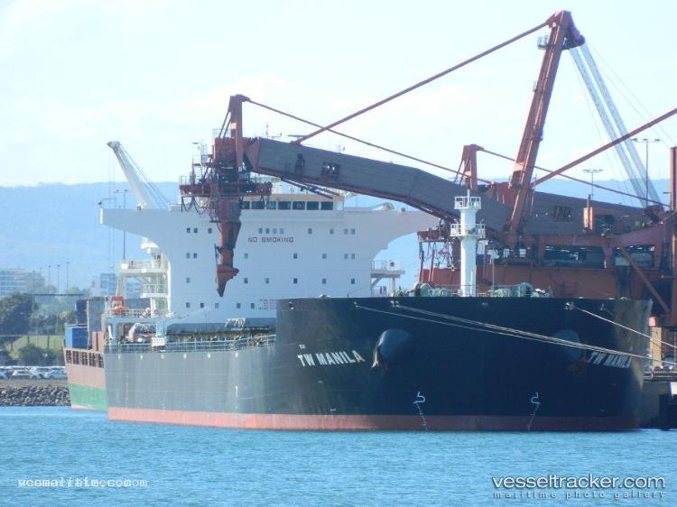 Navia-Emerald - Bulk Carrier vessel registered in Liberia