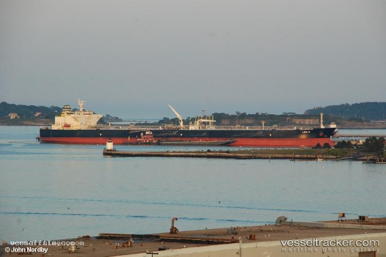Leni-P - Crude Oil Tanker vessel registered in Marshall Islands