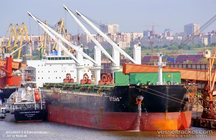 Otzias - Bulk Carrier vessel registered in Malta