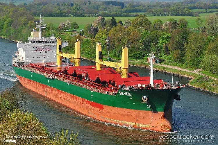 Seapearl - Bulk Carrier vessel registered in Marshall Islands