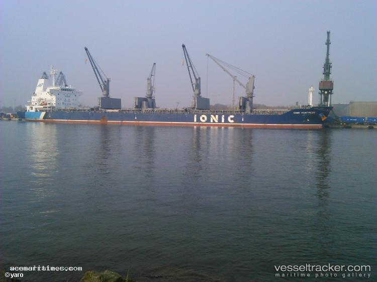 Bella-Judi - Bulk Carrier vessel registered in Saint Vincent and the Grenadines