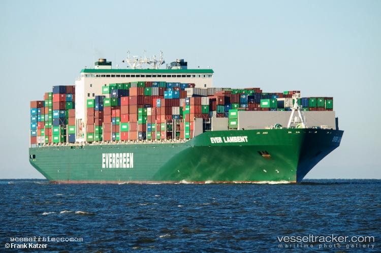 Ever-Lambent - Container Ship vessel registered in United Kingdom