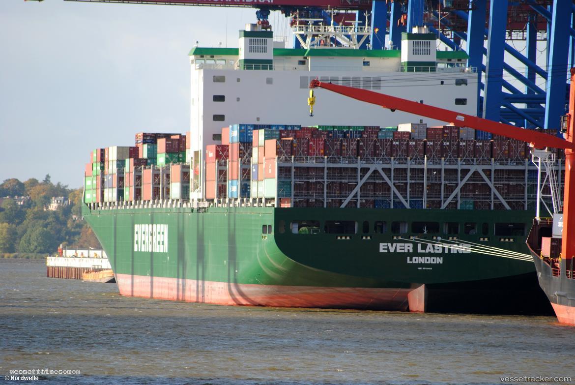 Ever-Lasting - Container Ship vessel registered in United Kingdom
