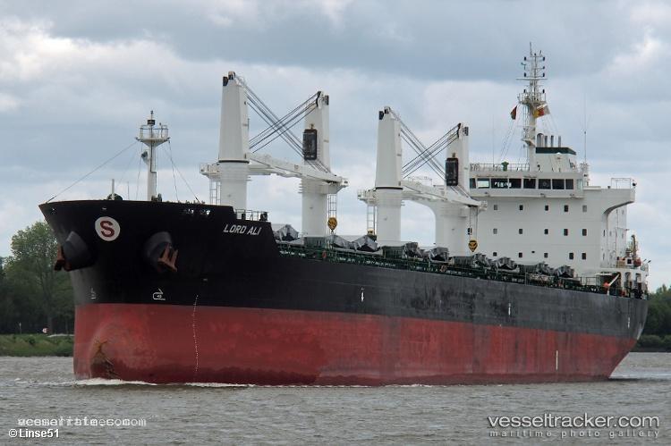 Elisar - Bulk Carrier vessel registered in Malta