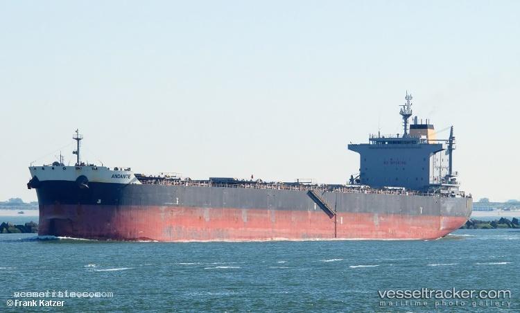 Trombetas - Bulk Carrier vessel registered in Liberia