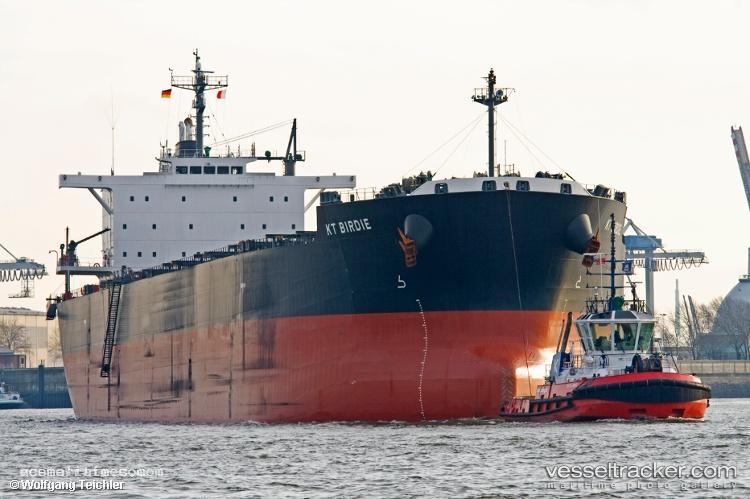 Kt-Birdie - Bulk Carrier vessel registered in Singapore