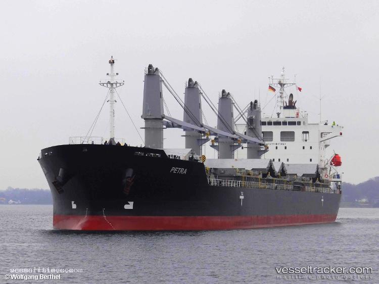 Petra - General Cargo Ship vessel registered in Marshall Islands