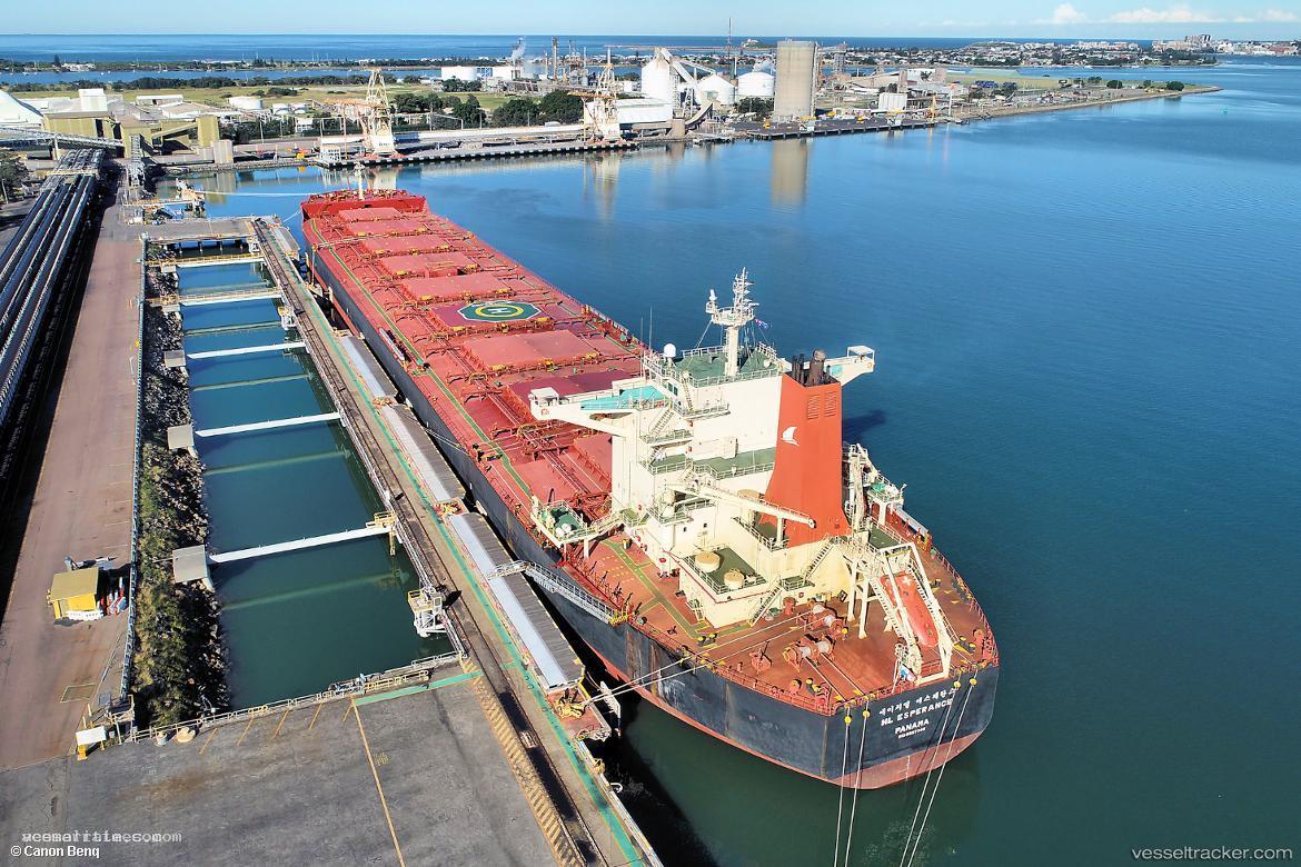 Hl-Esperance - Bulk Carrier vessel registered in Panama