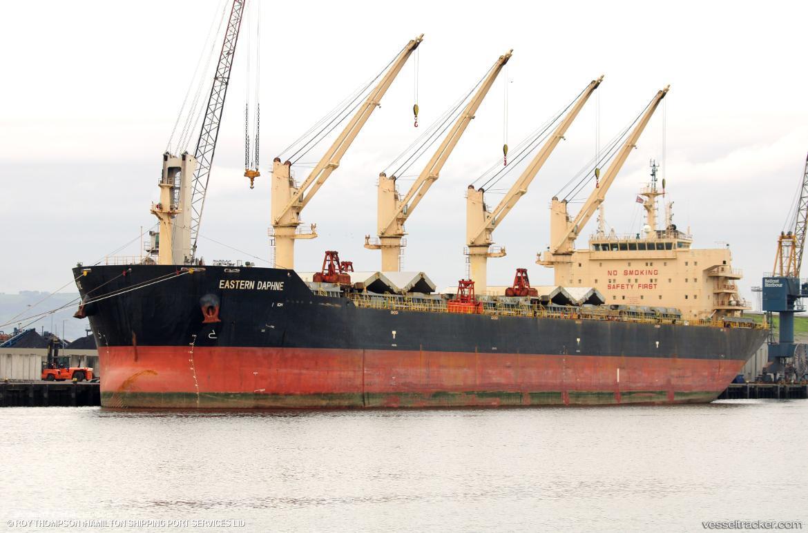 Eastern-Daphne - Bulk Carrier vessel registered in Hong Kong