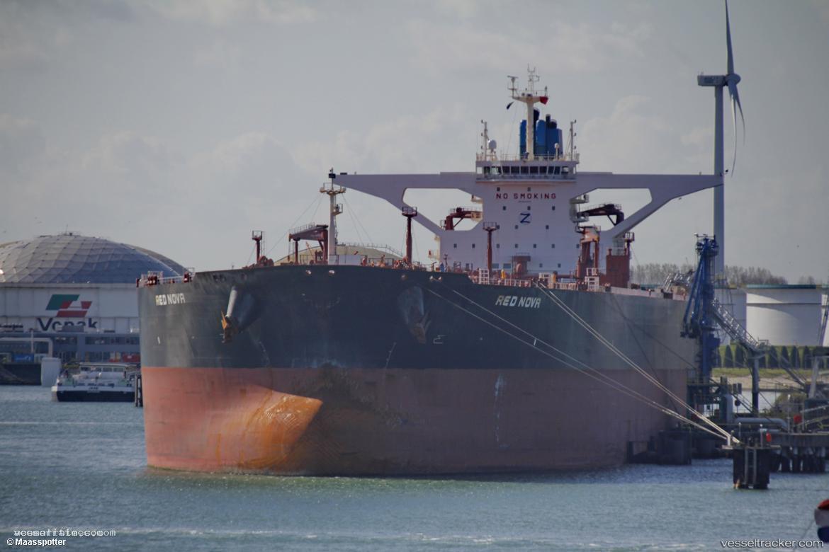 Red-Nova - Crude Oil Tanker vessel registered in Liberia