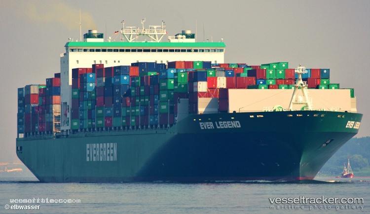 Ever-Legend - Container Ship vessel registered in Singapore