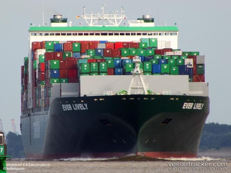 Ever-Lively - Container Ship vessel registered in Singapore