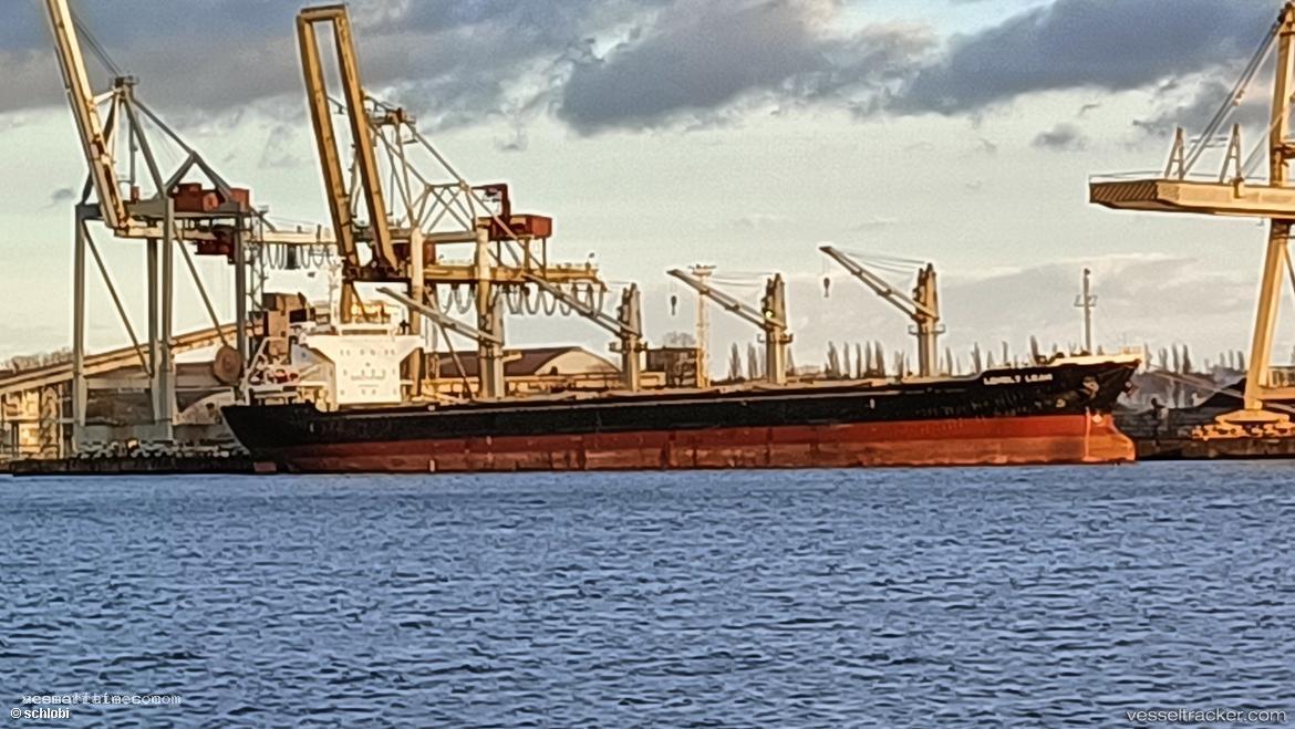 New-Spirit - Bulk Carrier vessel registered in Barbados