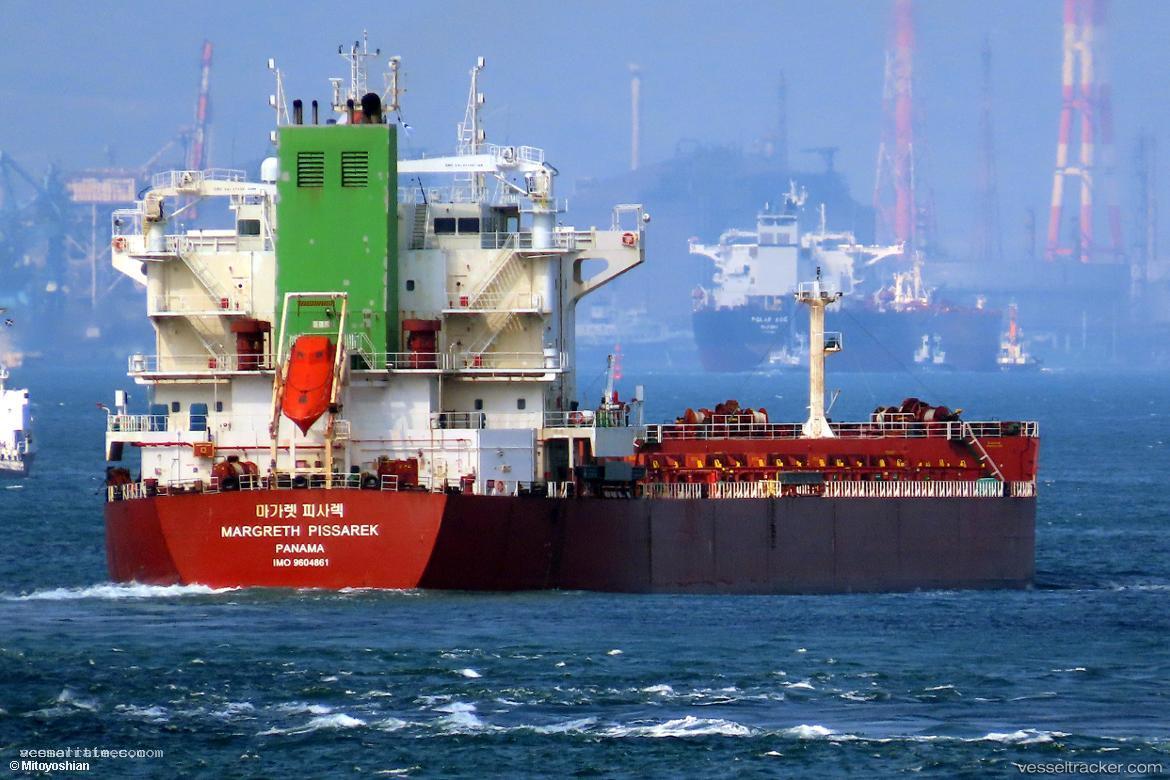 Margreth-Pissarek - Bulk Carrier vessel registered in Panama