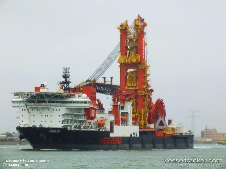 Aegir - Pipe Layer vessel registered in Panama
