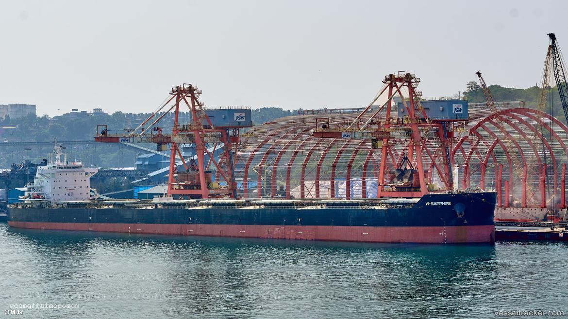 W-sapphire - Bulk Carrier vessel registered in Liberia