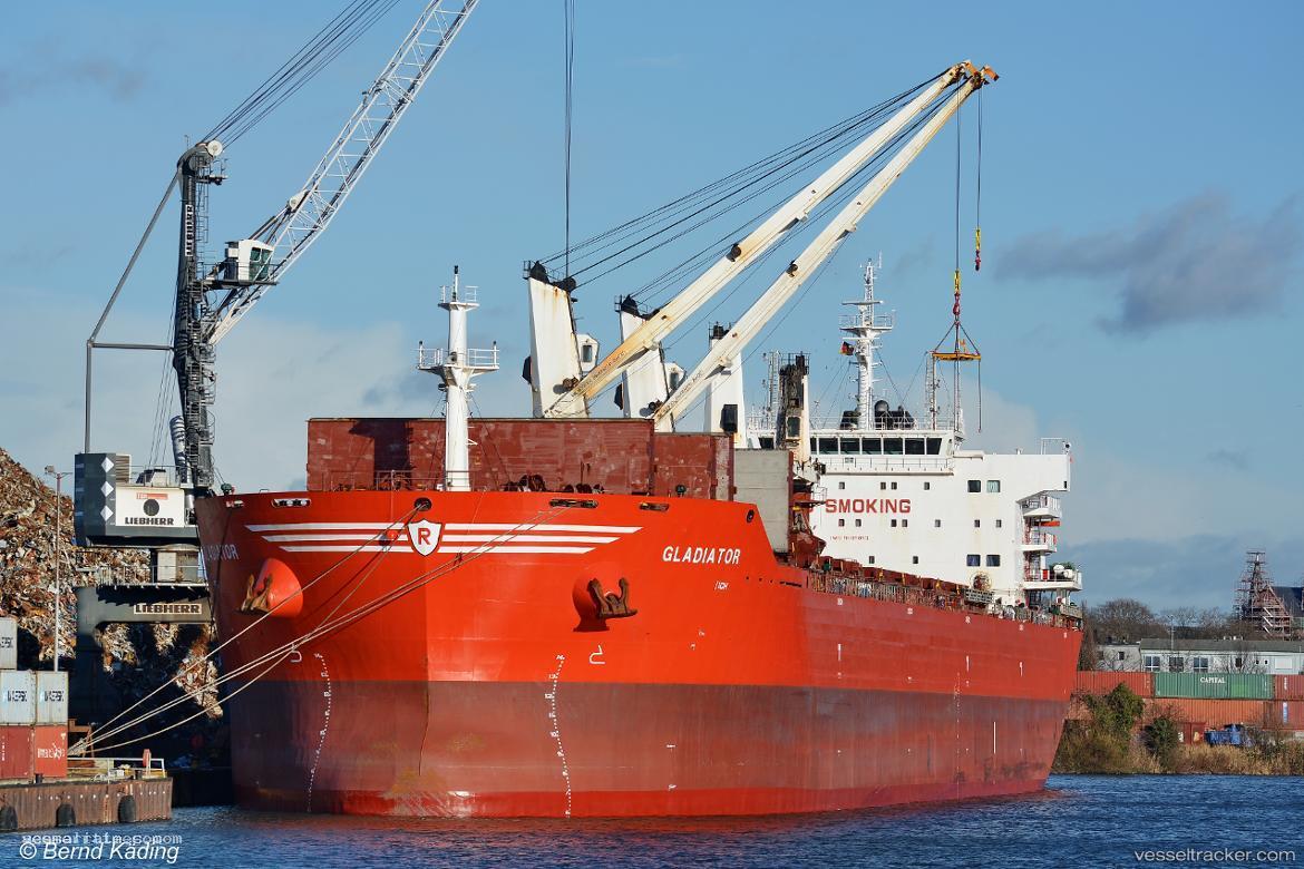 Gladiator - Bulk Carrier vessel registered in Bahamas