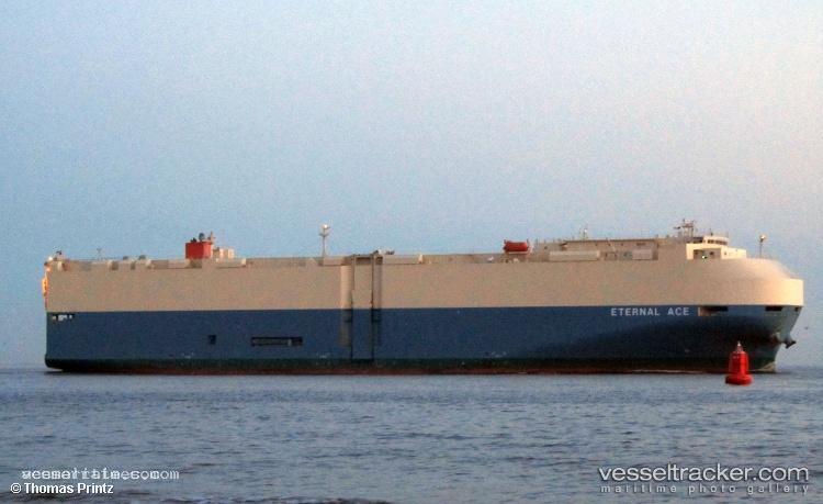 Eternal-Ace - Vehicles Carrier vessel registered in Japan