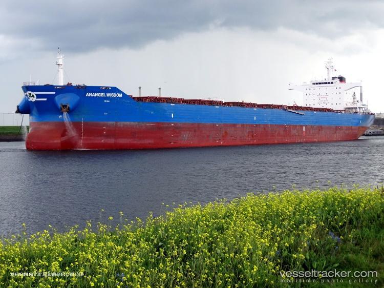 Marine-Wisdom - Bulk Carrier vessel registered in Liberia
