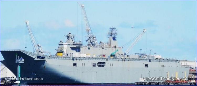 Hmas-Canberra - Landing Craft vessel registered in Australia