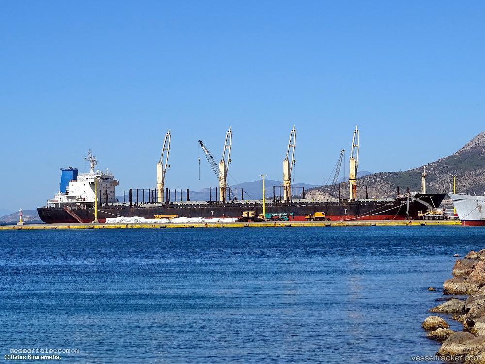 Rui-Fu-Bang - Bulk Carrier vessel registered in Liberia
