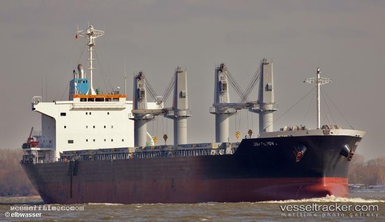 Supernova-B - Bulk Carrier vessel registered in Panama
