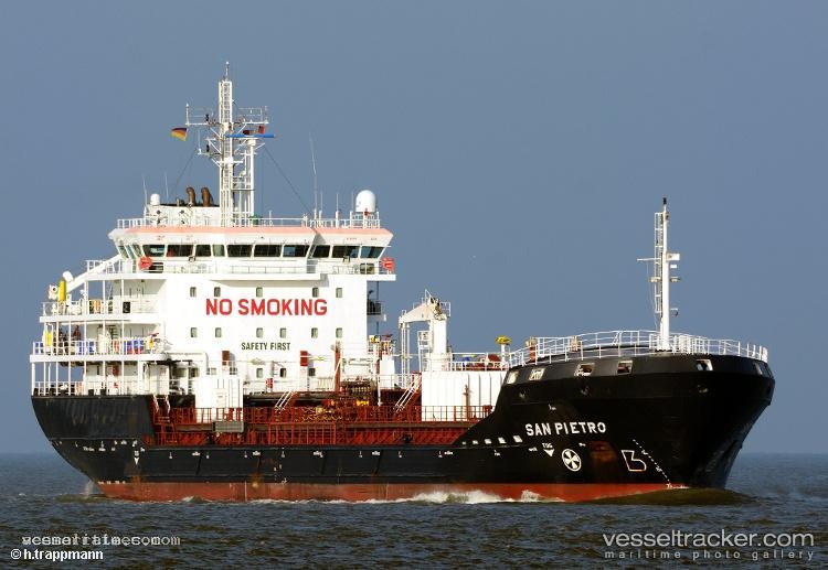 Tuvaq-W. - Chemical Oil Products Tanker vessel registered in Canada