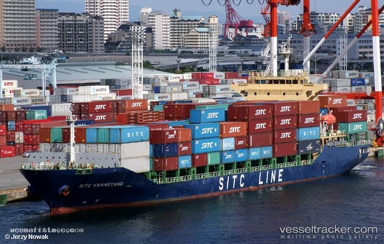 Sitc-Kwangyang - Container Ship vessel registered in Hong Kong