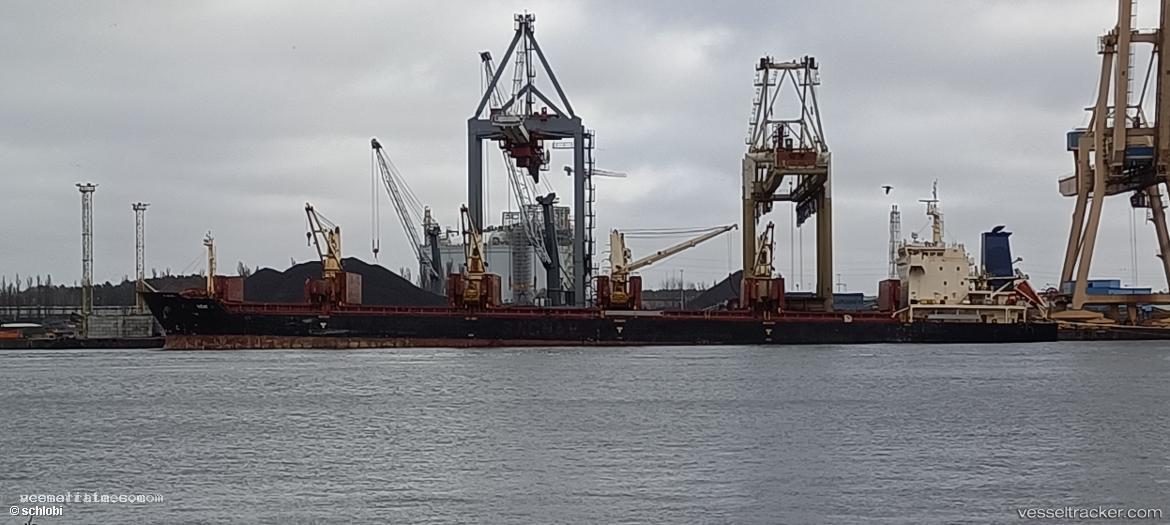 Veni - Bulk Carrier vessel registered in Liberia