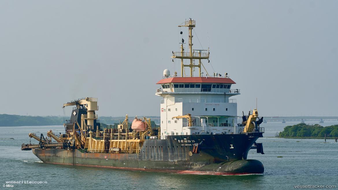 Dci-Dredge-Xx - Hopper Dredger vessel registered in India