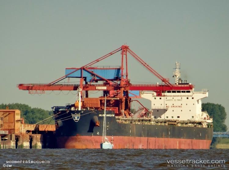 Silver-Navigator - Bulk Carrier vessel registered in Marshall Islands