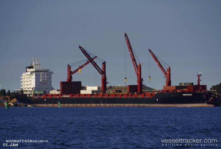 Noumea-Chief - Container Ship vessel registered in Singapore