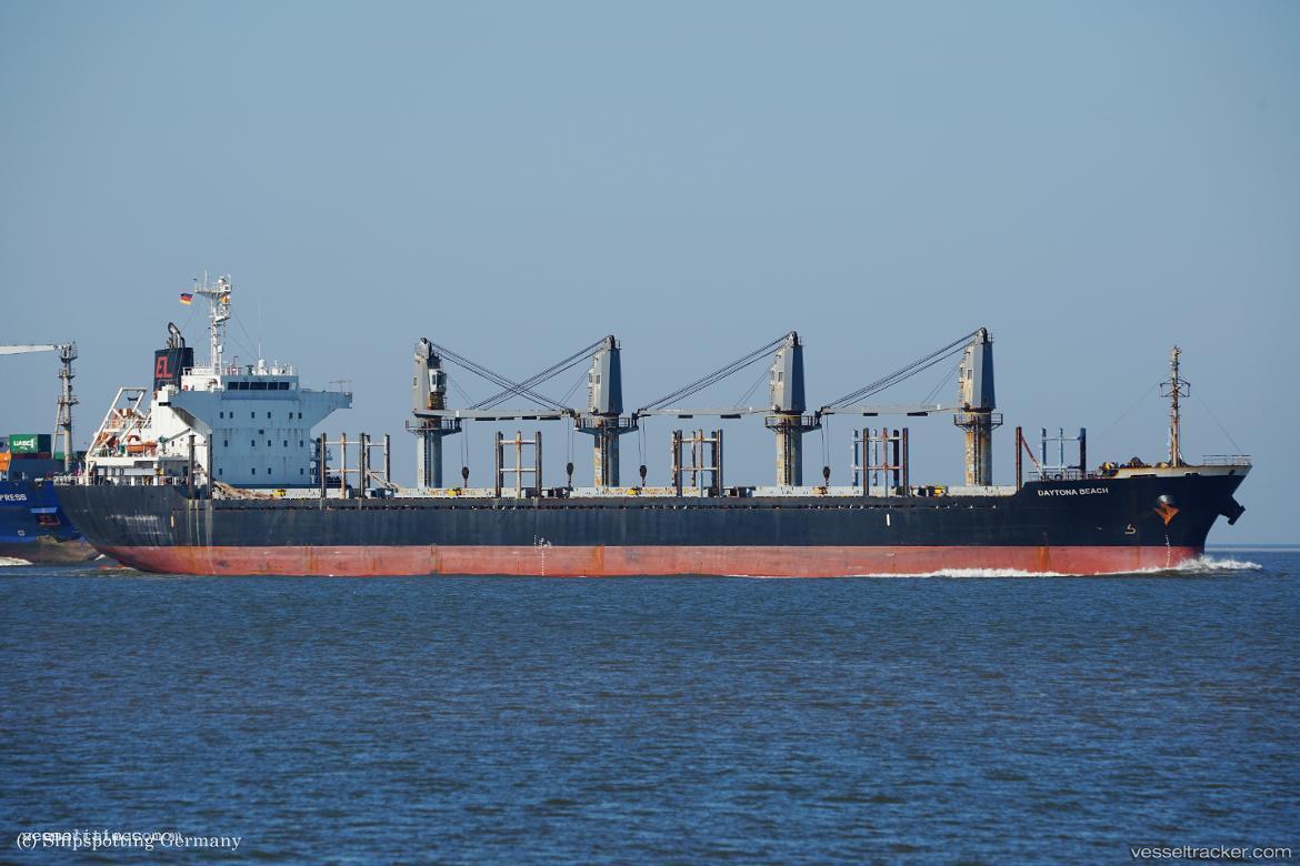 Daytona-Beach - Bulk Carrier vessel registered in Liberia