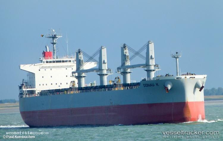 Propel-Glory - Bulk Carrier vessel registered in Singapore