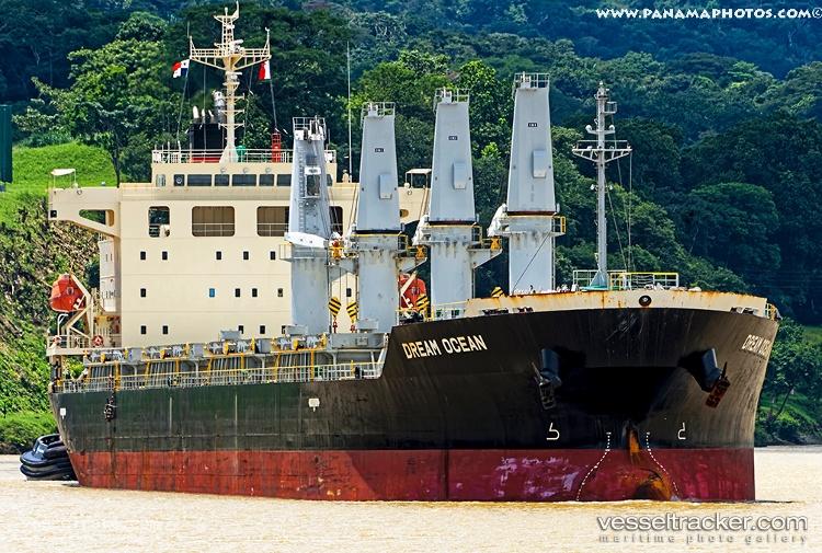Brave-Arsenal - General Cargo Ship vessel registered in Barbados