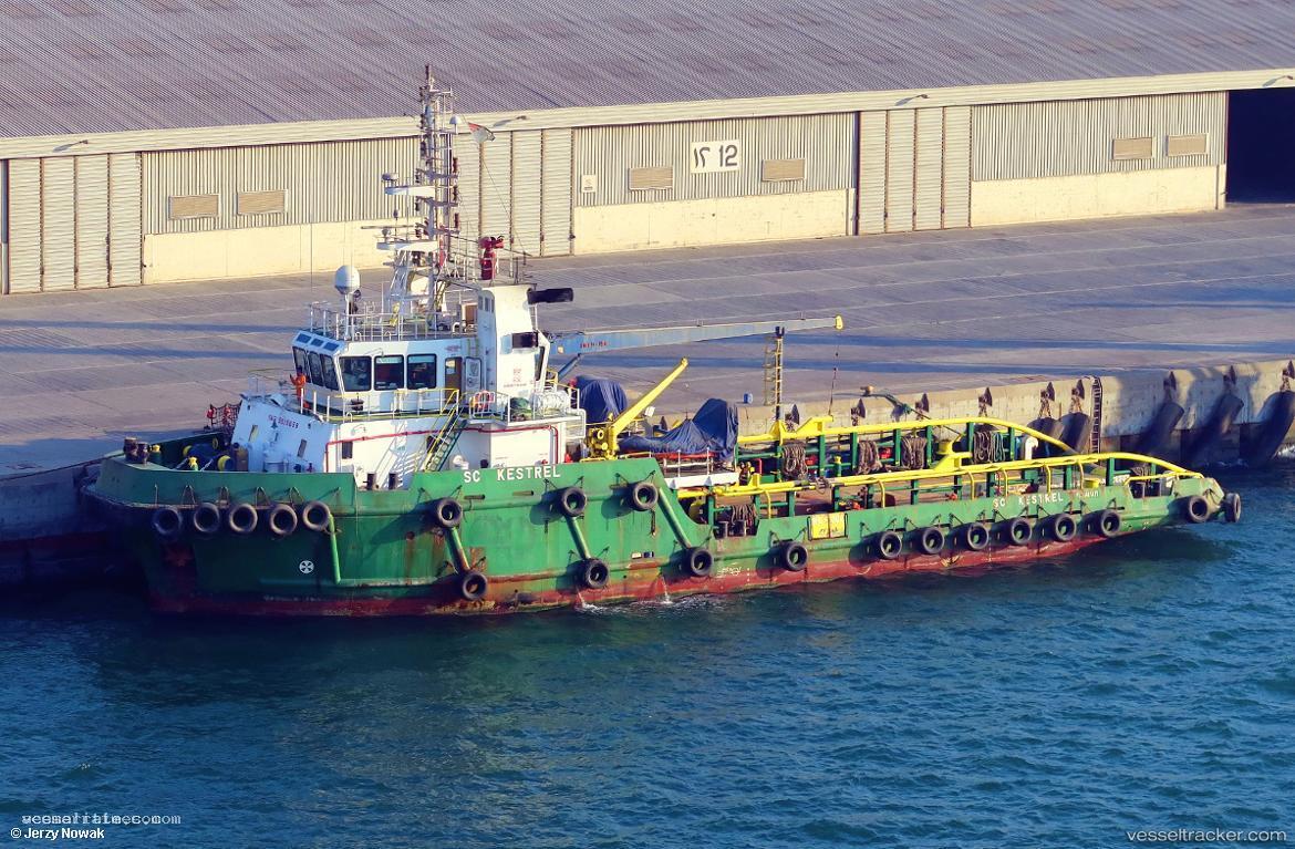Es-Kestrel - Service Ship vessel registered in Tuvalu