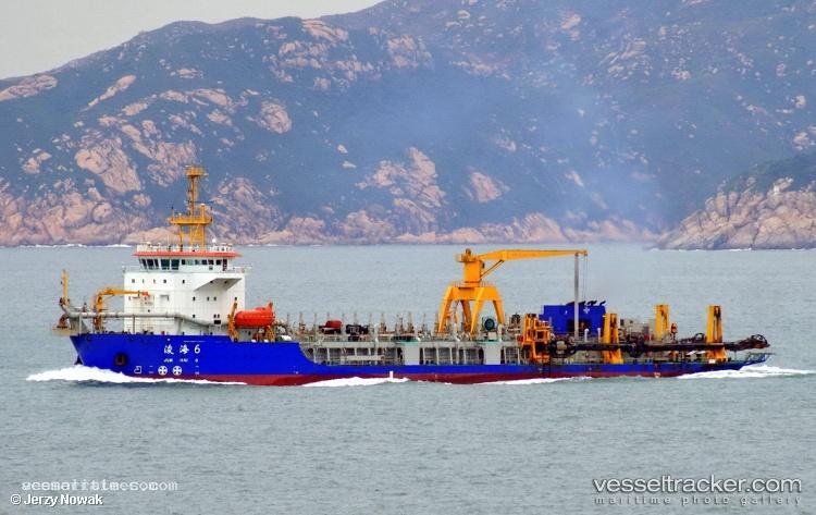 Jun-Hai-6 - Hopper Dredger vessel registered in China