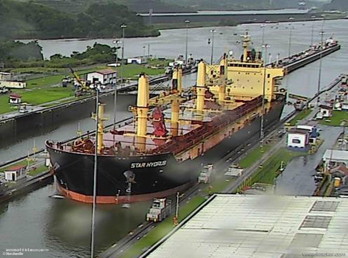 Super-Tomiyasu - Bulk Carrier vessel registered in Panama
