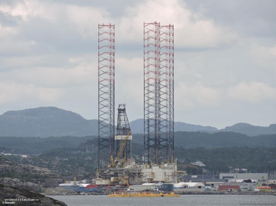 Linus - Drilling Ship vessel registered in Norway
