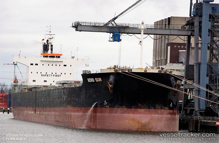 Chailease-Blossom - Bulk Carrier vessel registered in Liberia