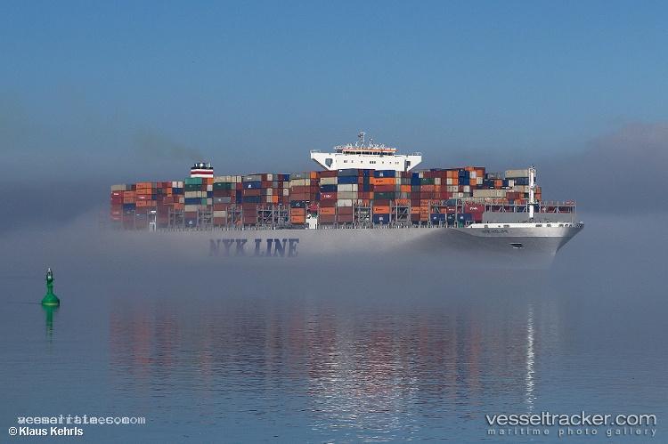 Oocl-Poland - Container Ship vessel registered in Hong Kong